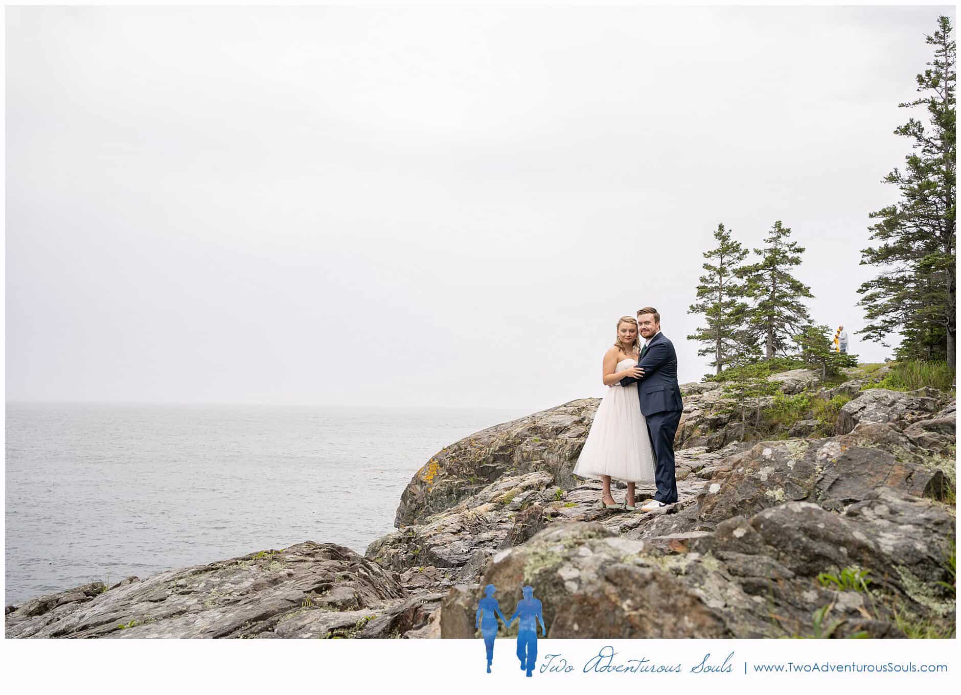 Bar+Harbor+Inn+Wedding,+Bar+Harbor+Maine+wedding+Photographers,+Two+Adventurous+Souls+-+061921_0017.jpg