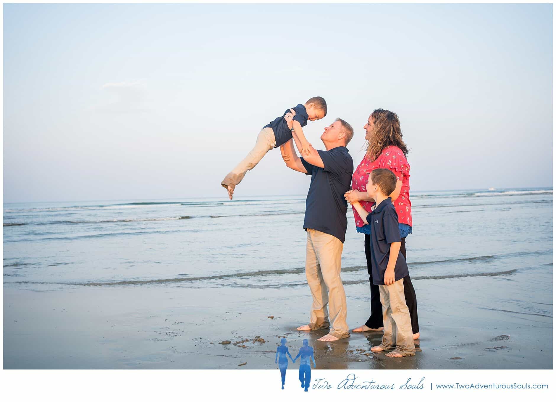 Ogunquit Beach Maine Family Photographers, Two Adventurous Souls-082621_0010.jpg