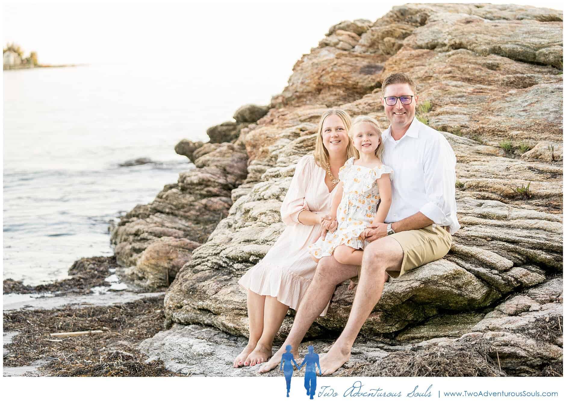 Pemaquid Beach, Pemaquid Beach Maine Family Photographers, Two Adventurous Souls-080221_0002.jpg