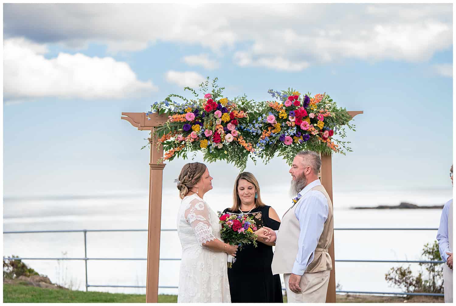 Stage Neck Inn Wedding captured by York Maine wedding photographers, Two Adventurous Souls