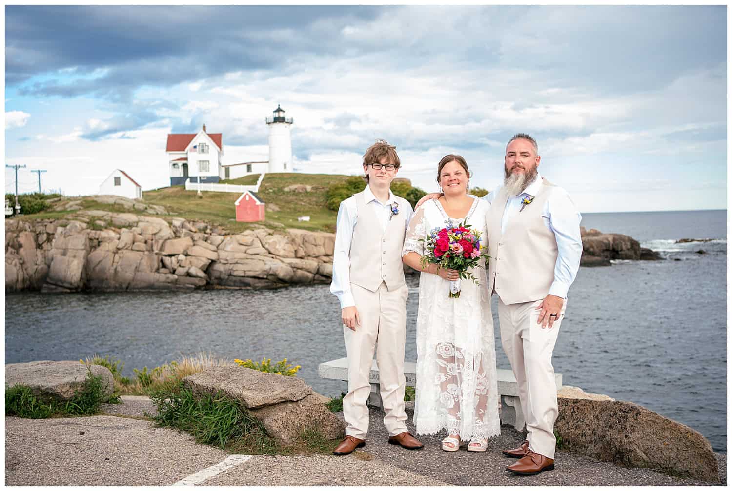 Stage Neck Inn Wedding captured by York Maine wedding photographers, Two Adventurous Souls