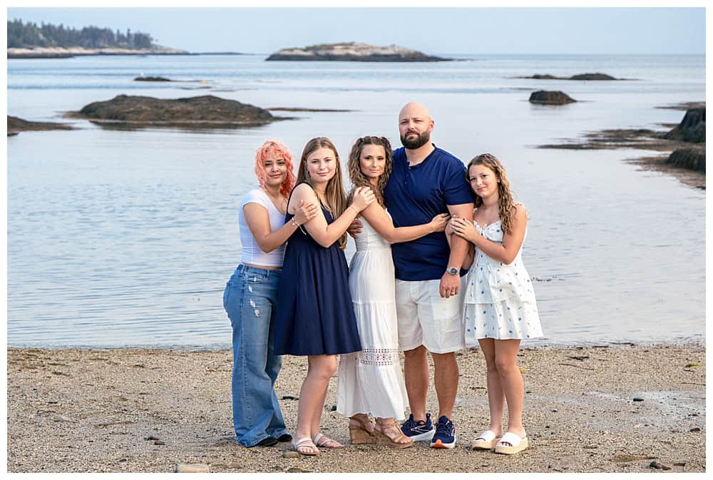 Boothbay Harbor Family Photos, Boothbay Harbor Family Photographer, Extended family portraits on a sandy beach