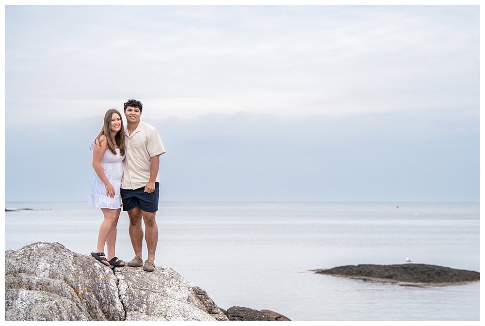 Boothbay Harbor Family Photos, Boothbay Harbor Family Photographer, Extended family portraits on a sandy beach