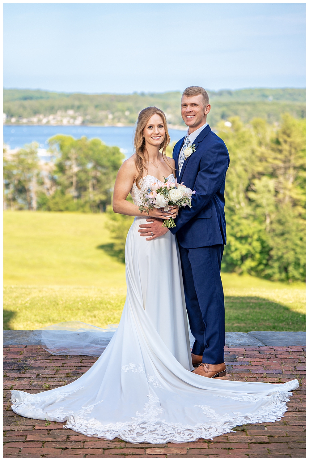 The Wiscasset White House wedding, Wiscasset Maine Wedding Photographers,