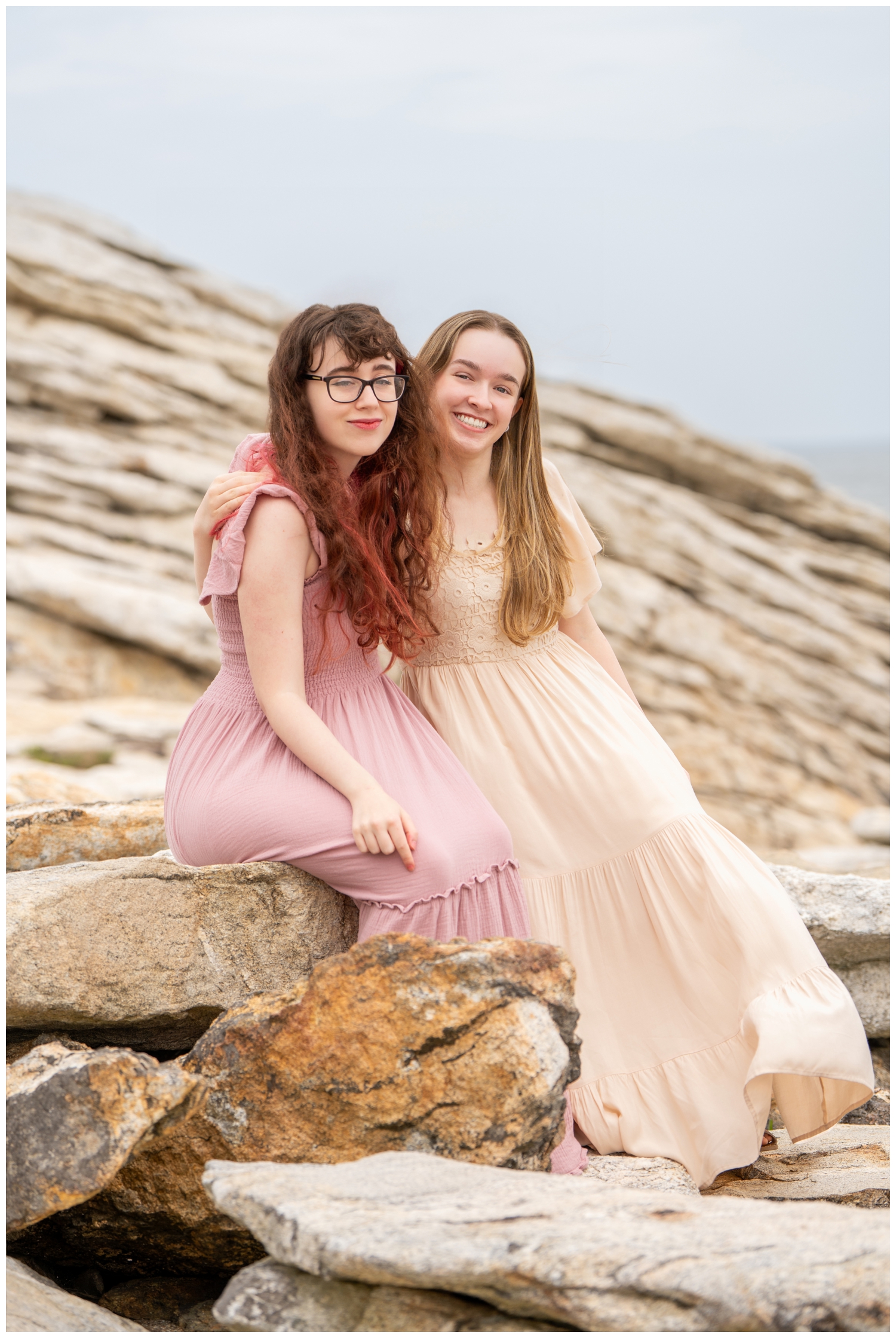 Reid State Park Family PHotographers, Tow Adventurous Souls captured a family on the beach in the park and on the rocky cliffs