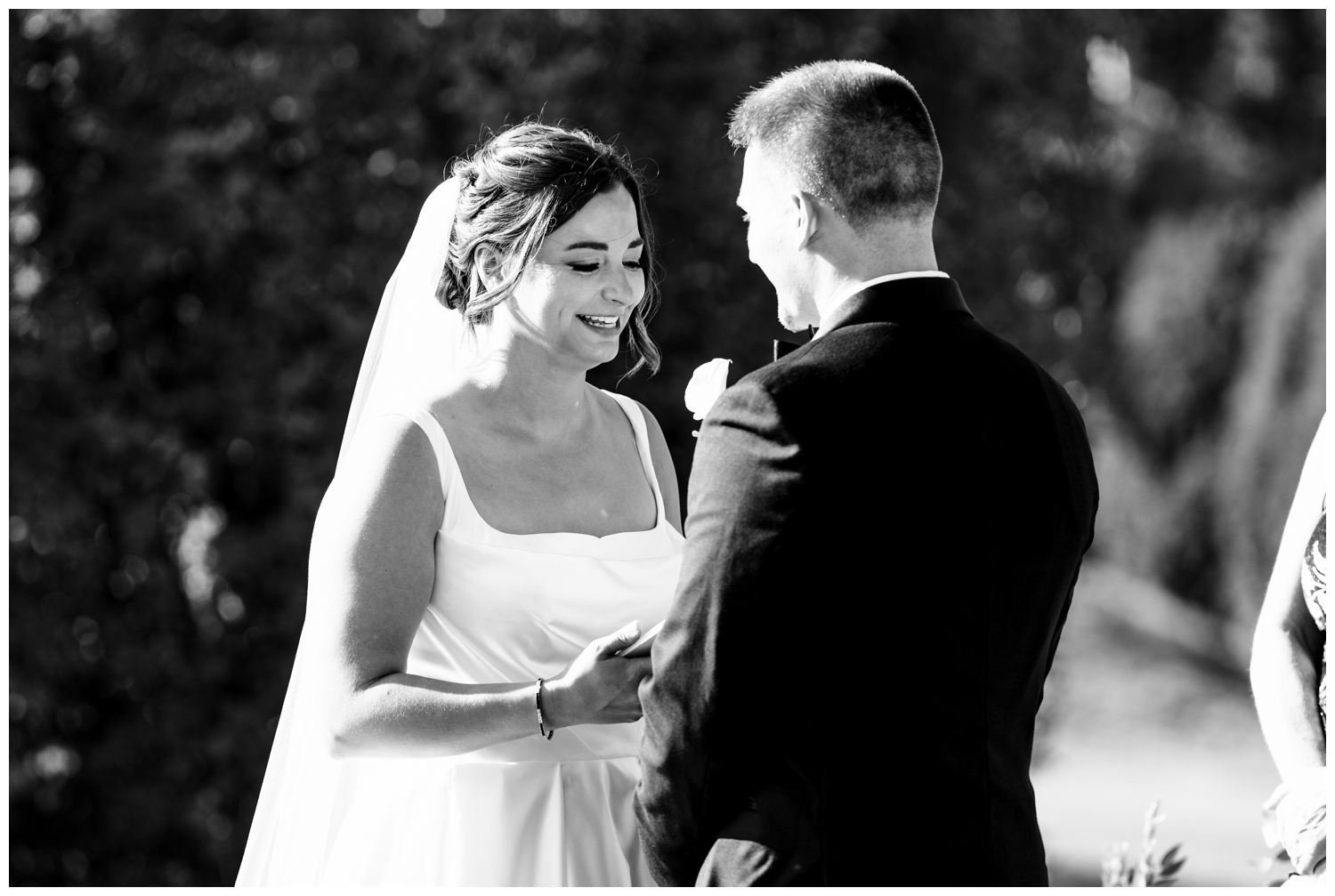 Abanakee Club Wedding in Biddeford Pool, Captured by Abanakee Club Wedding Photographers - Two Adventurous Souls