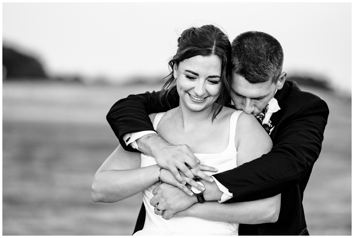 Abanakee Club Wedding in Biddeford Pool, Captured by Abanakee Club Wedding Photographers - Two Adventurous Souls